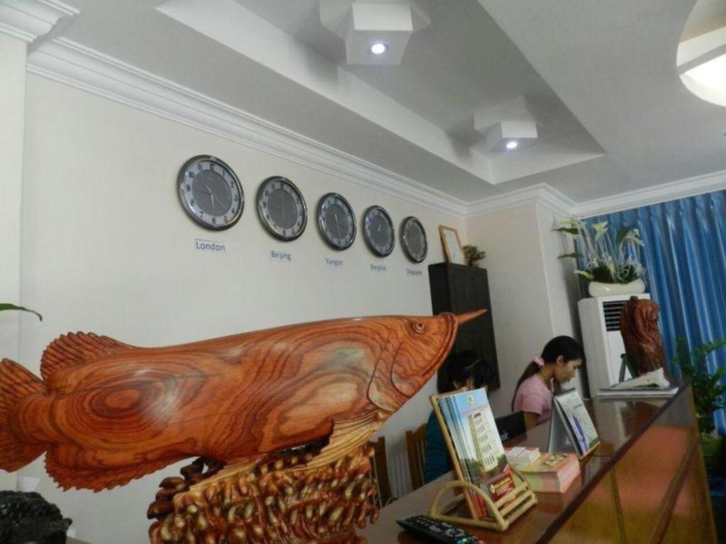 Real Link Hotel Янгон Екстериор снимка