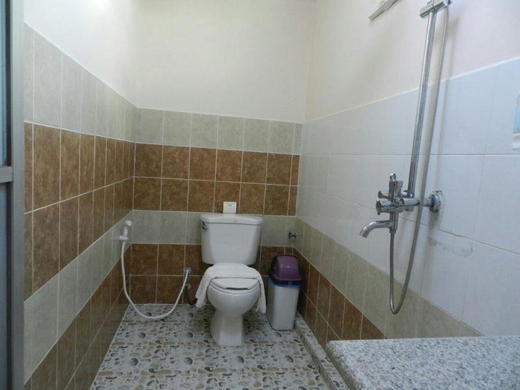 Real Link Hotel Янгон Екстериор снимка